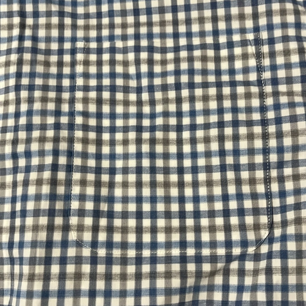 Johnnie-O Prep Formance Button Down Size Large - image 4